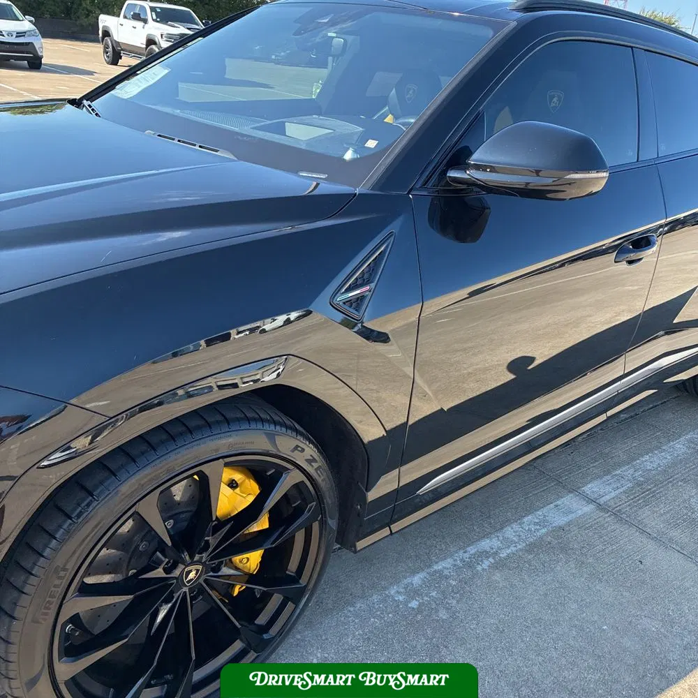 2019 Lamborghini Urus Base