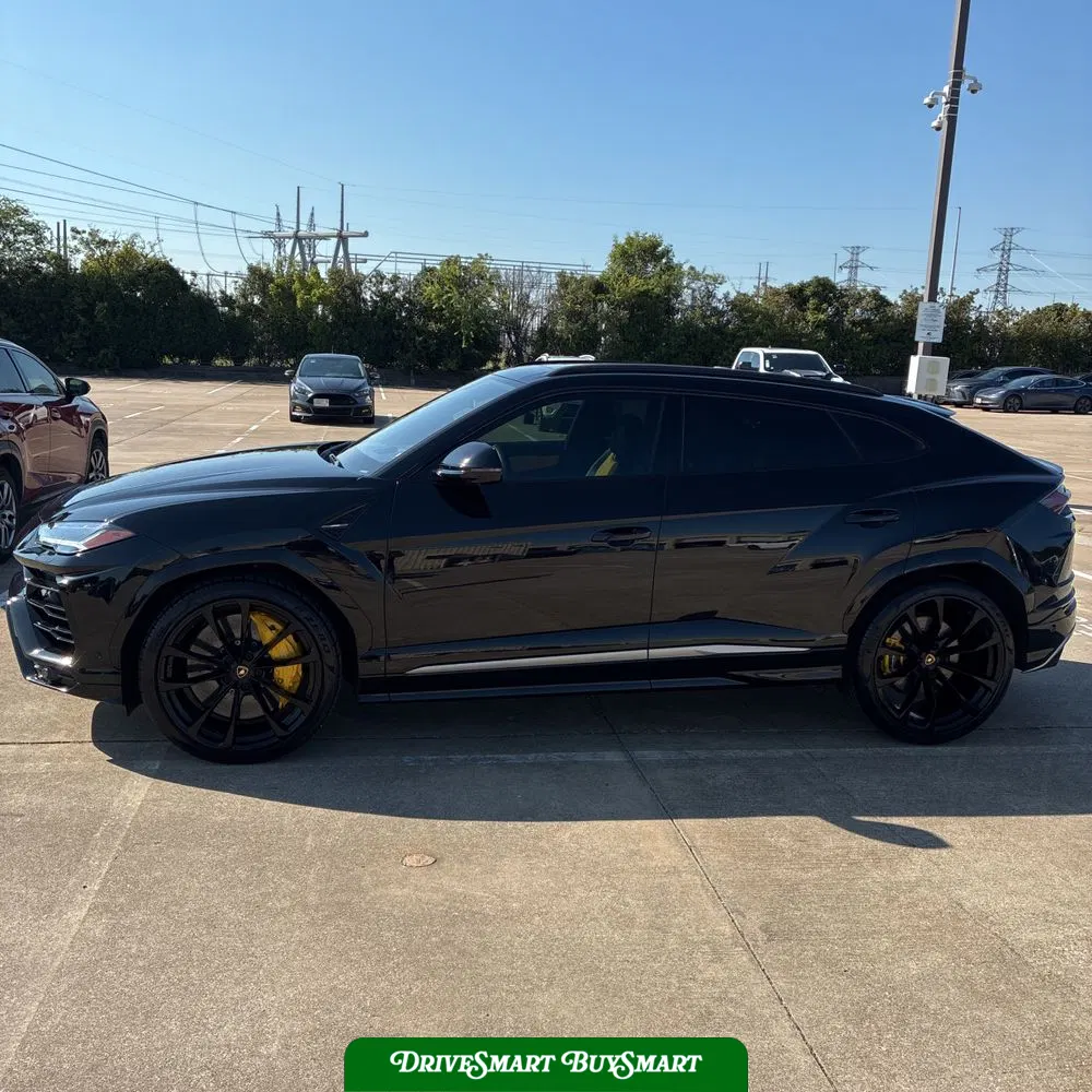 2019 Lamborghini Urus Base