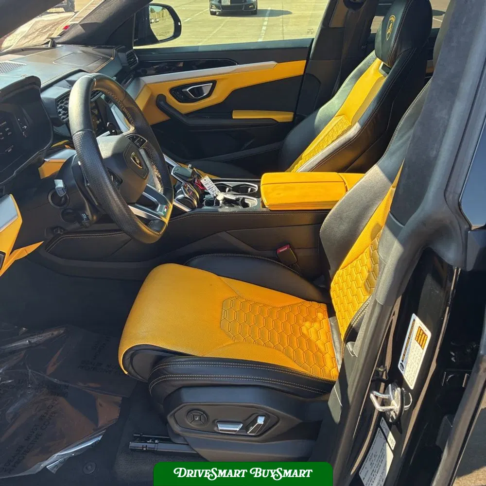 2019 Lamborghini Urus Base