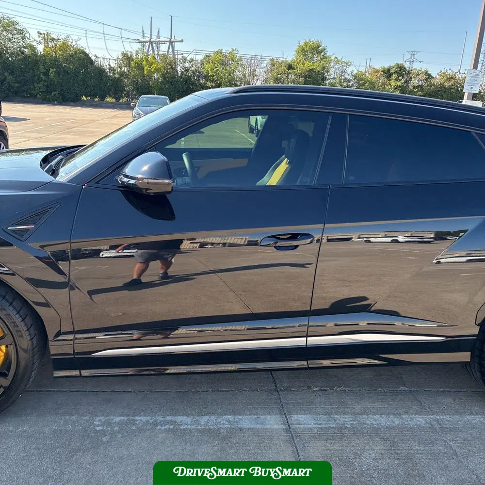 2019 Lamborghini Urus Base