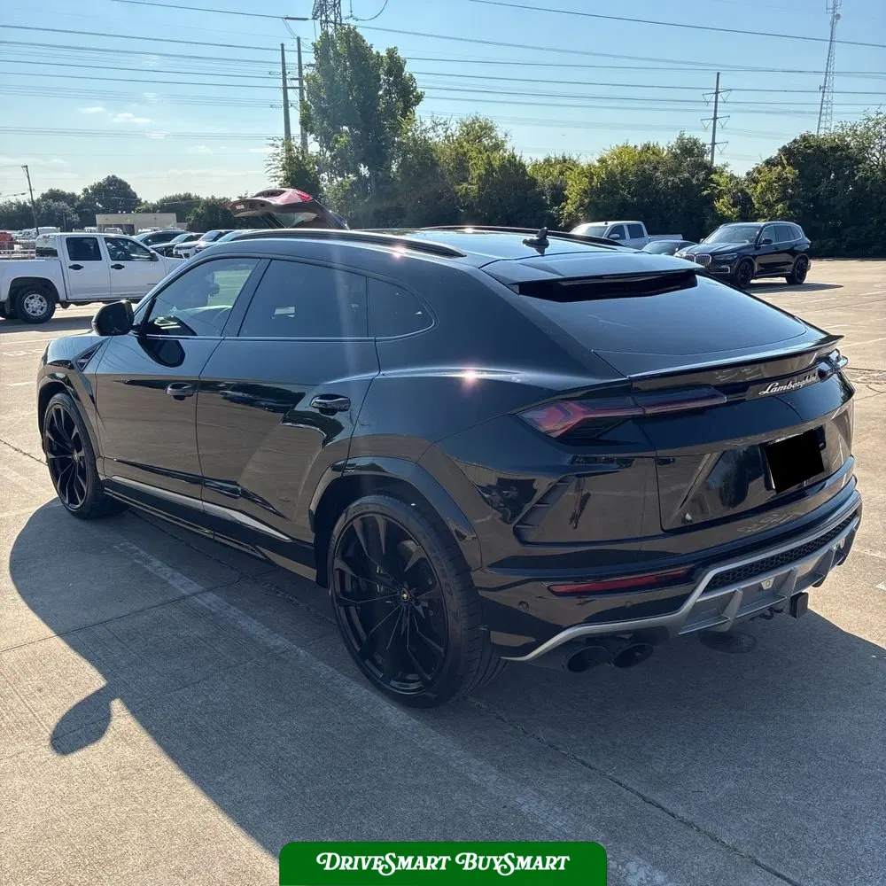 2019 Lamborghini Urus Base