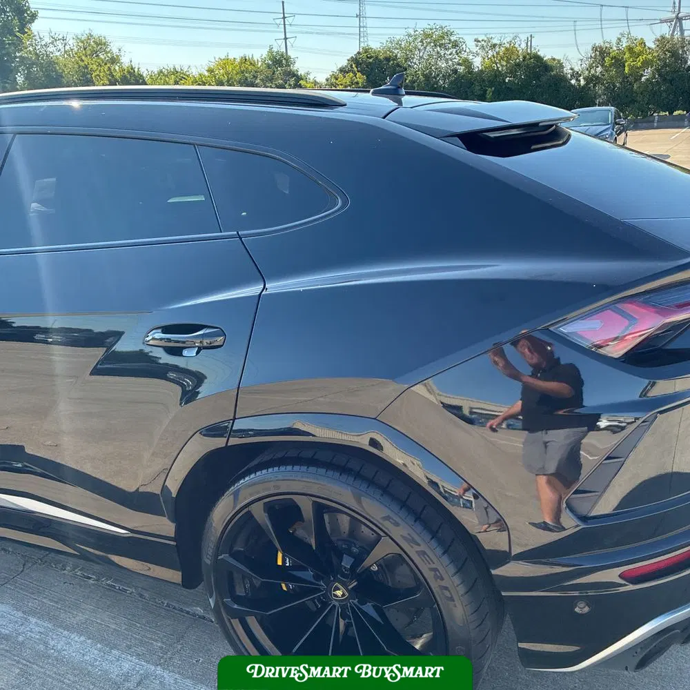 2019 Lamborghini Urus Base