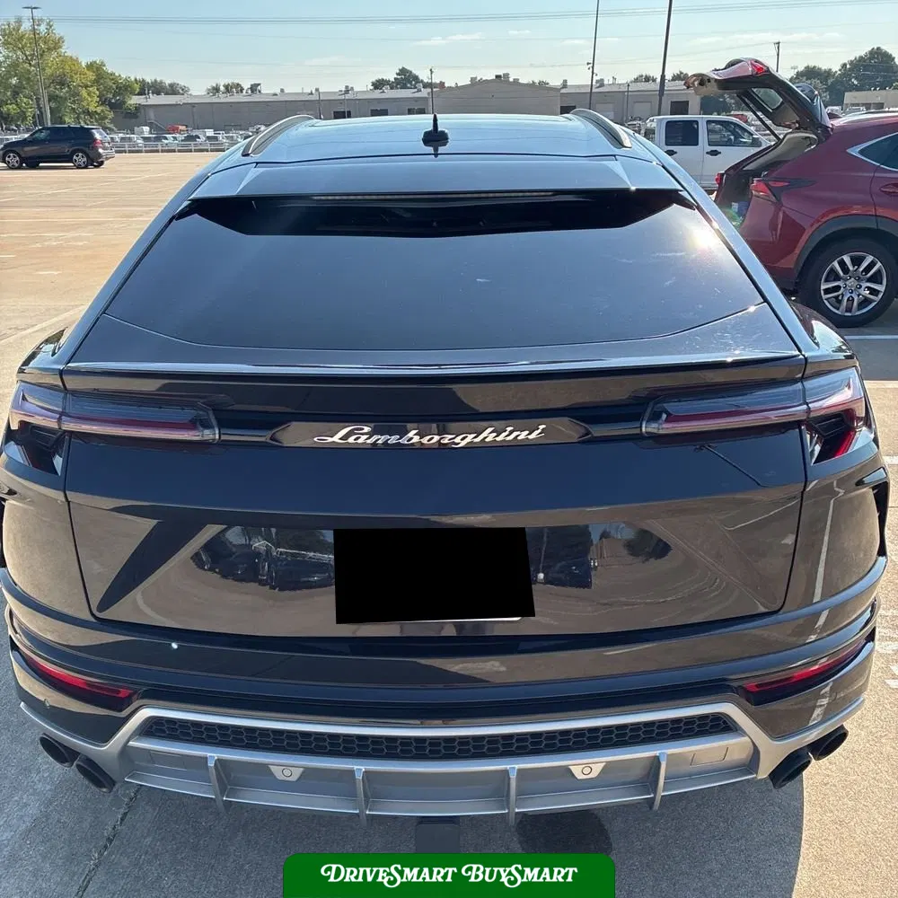 2019 Lamborghini Urus Base
