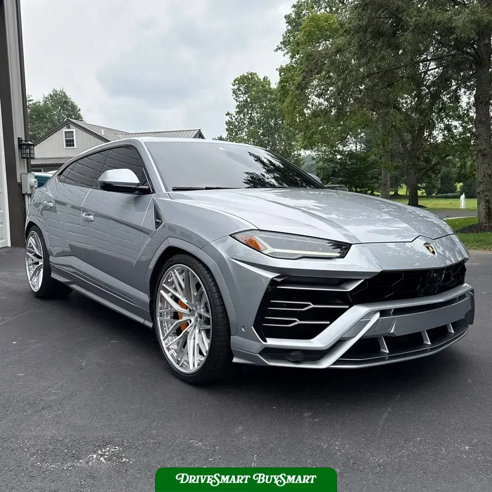 2020 Lamborghini Urus Base