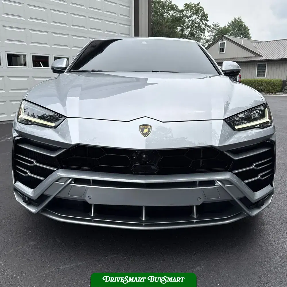2020 Lamborghini Urus Base