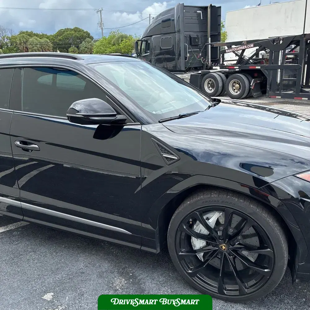 2020 Lamborghini Urus Base