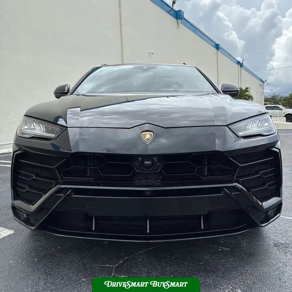 2020 Lamborghini Urus Base