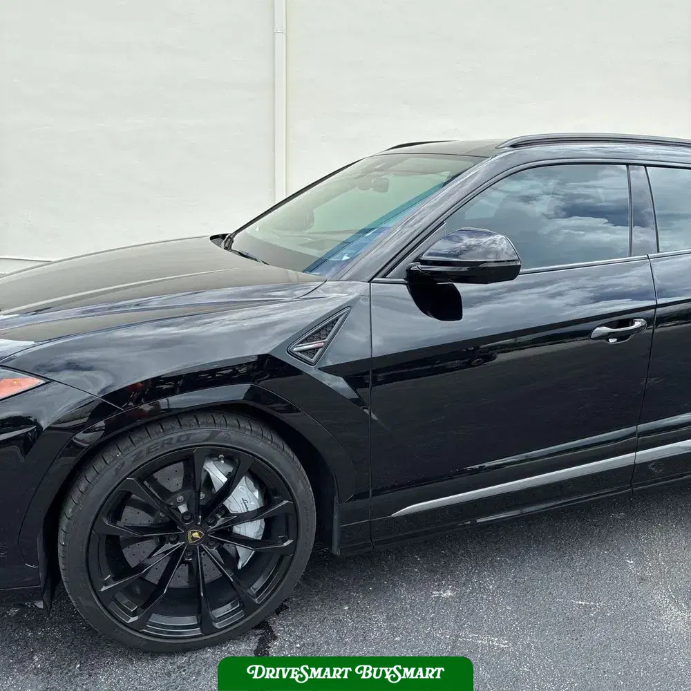 2020 Lamborghini Urus Base