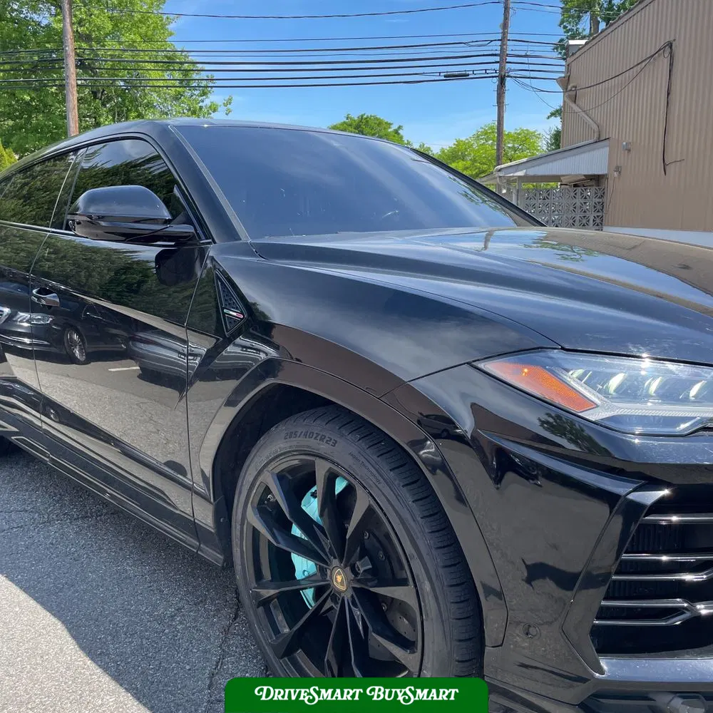 2020 Lamborghini Urus Base