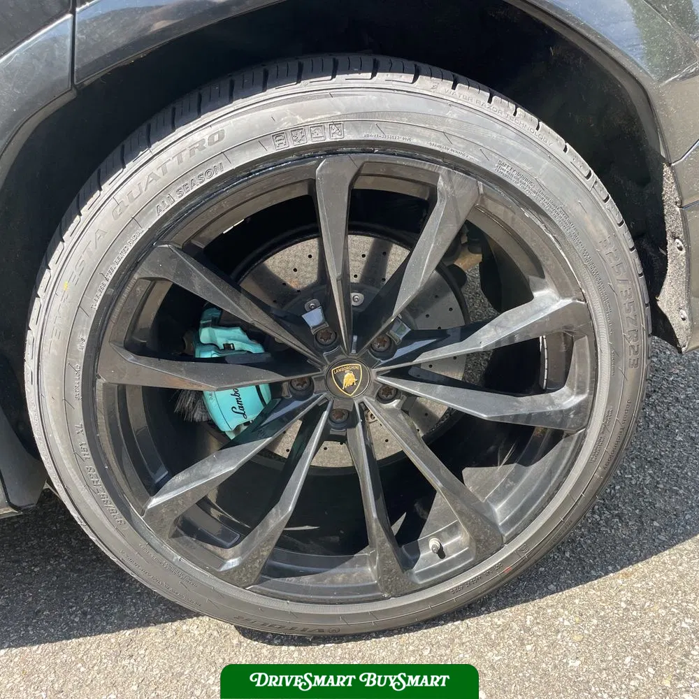 2020 Lamborghini Urus Base