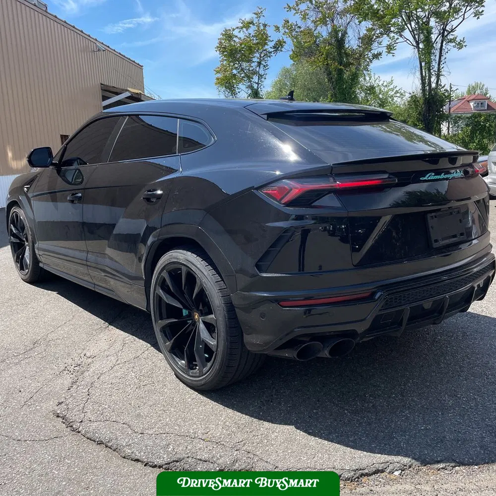 2020 Lamborghini Urus Base