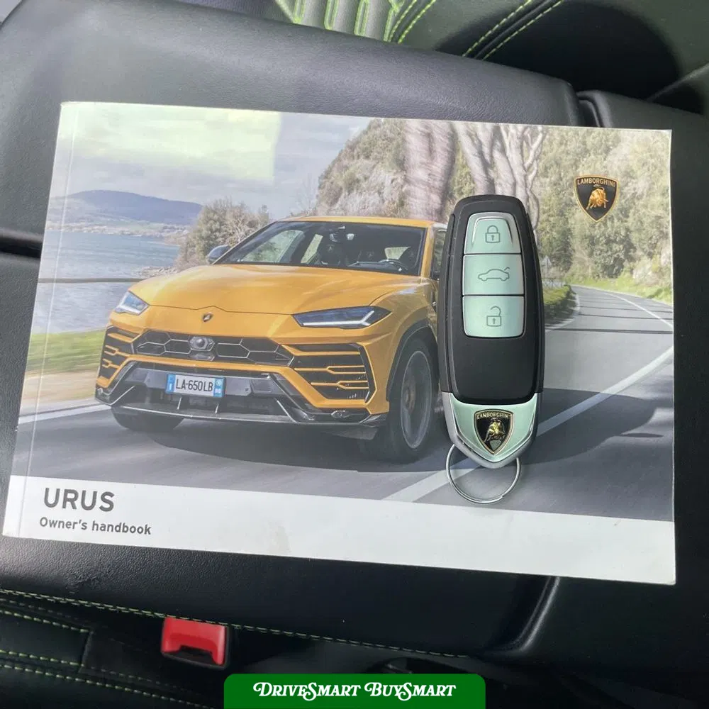 2020 Lamborghini Urus Base