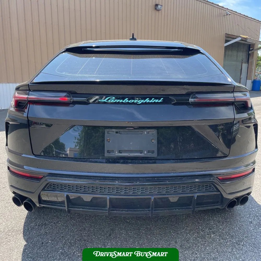 2020 Lamborghini Urus Base