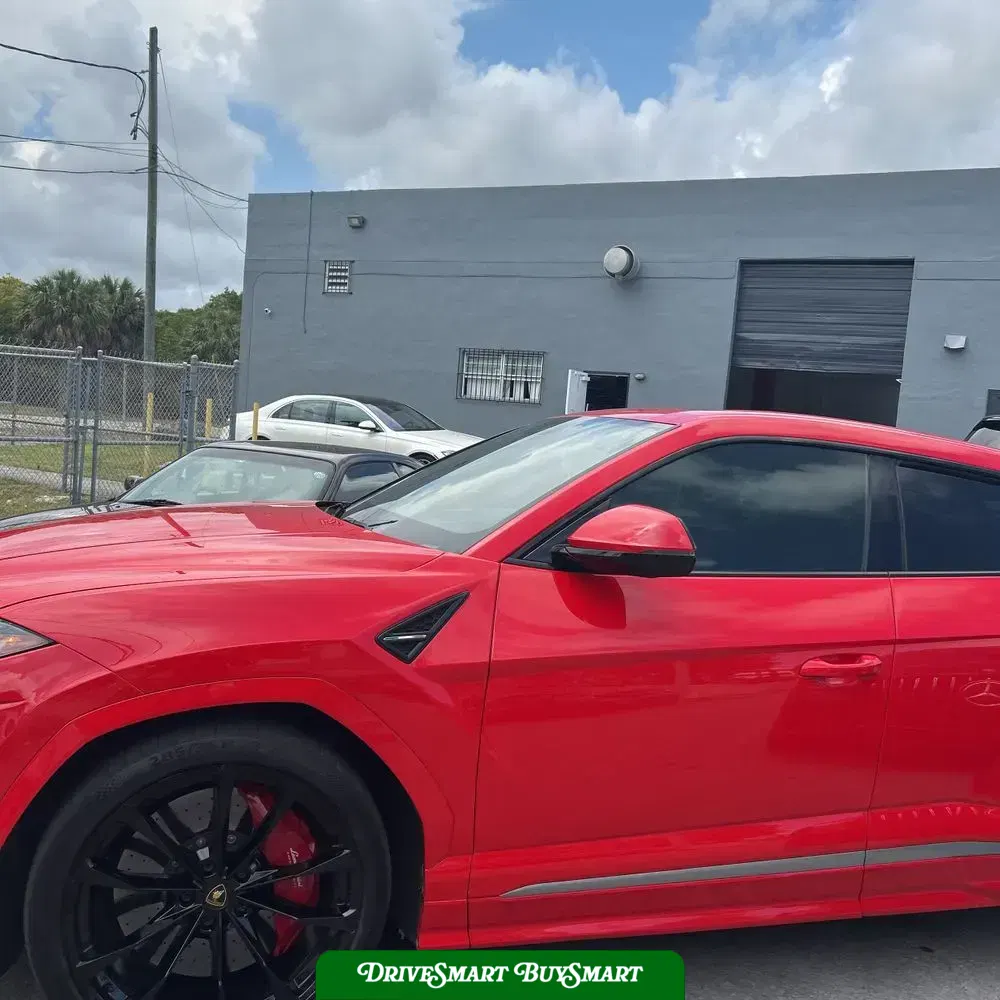 2021 Lamborghini Urus Base