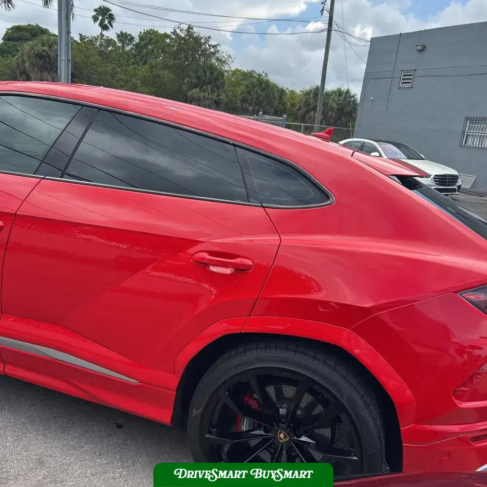2021 Lamborghini Urus Base