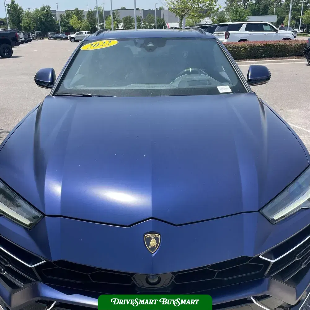 2022 Lamborghini Urus Base