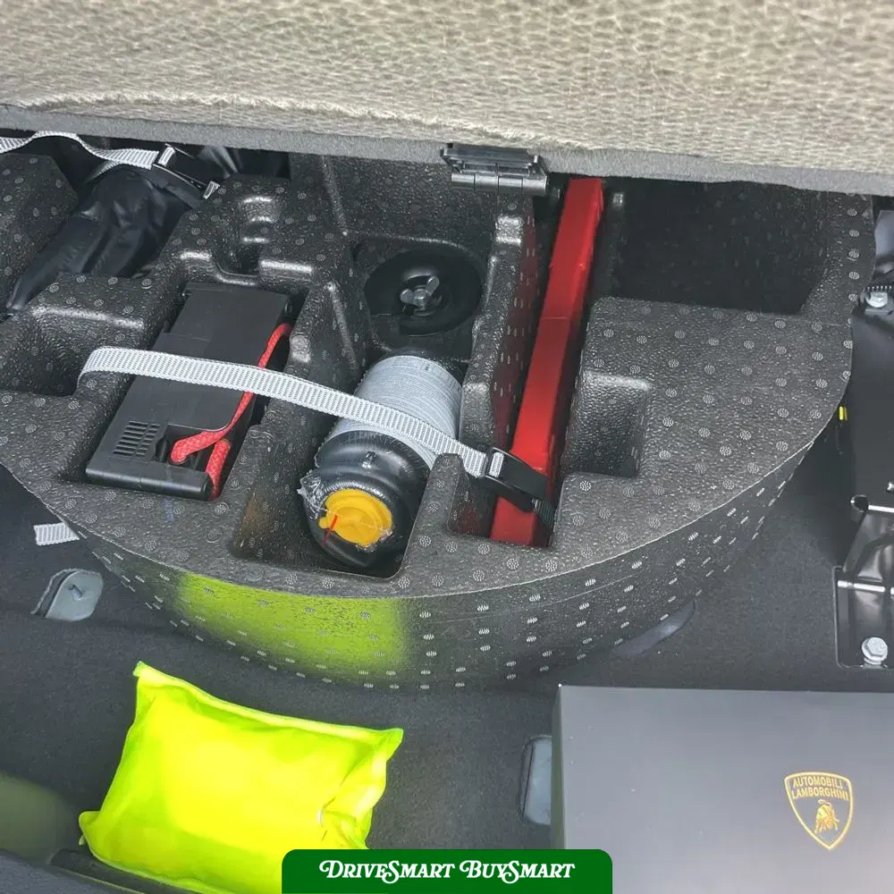 2022 Lamborghini Urus Base