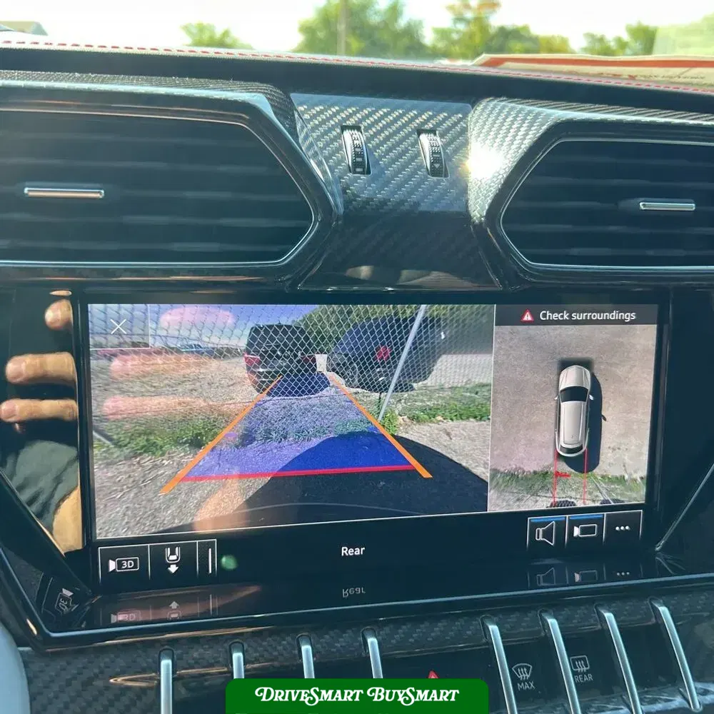 2020 Lamborghini Urus Base