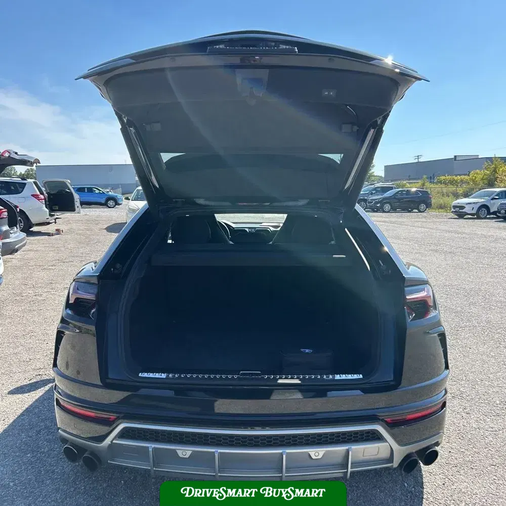 2020 Lamborghini Urus Base
