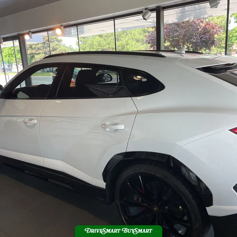 2019 Lamborghini Urus Base