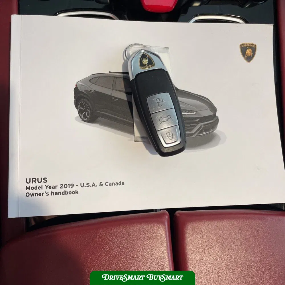 2019 Lamborghini Urus Base