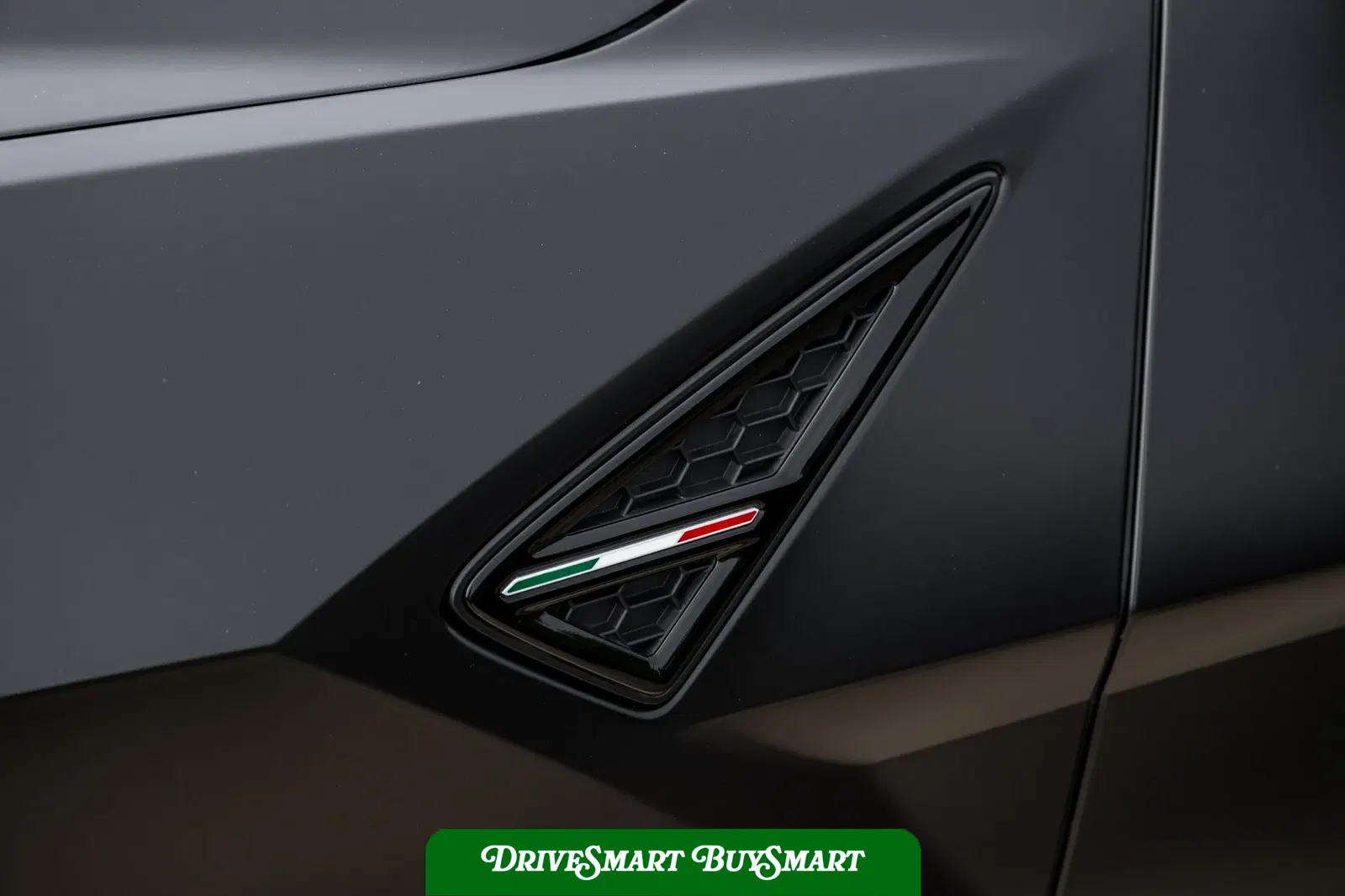 2020 Lamborghini Urus
