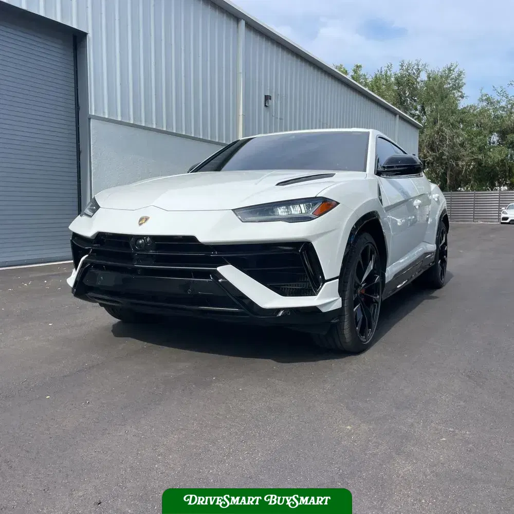 2023 Lamborghini Urus S