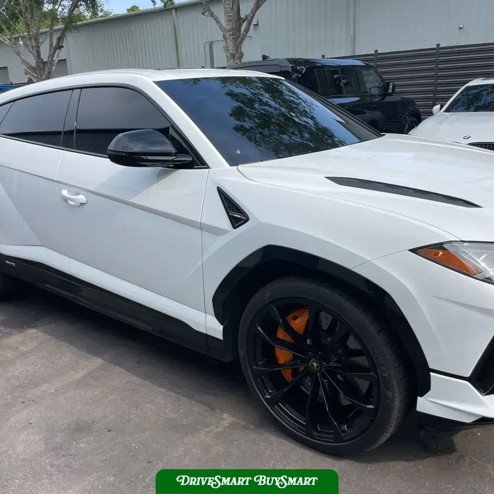 2023 Lamborghini Urus S