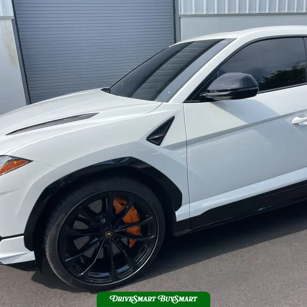 2023 Lamborghini Urus S