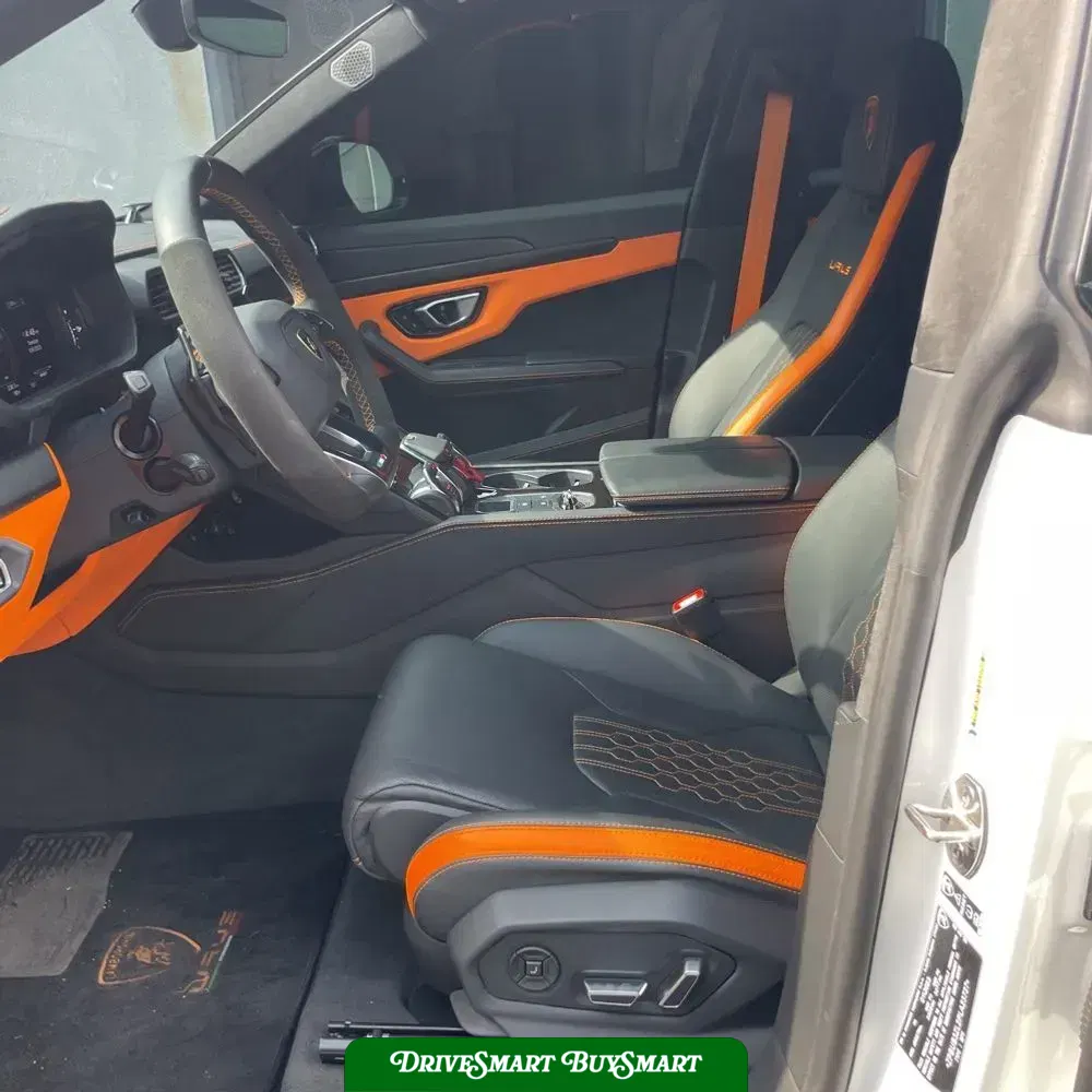 2023 Lamborghini Urus S