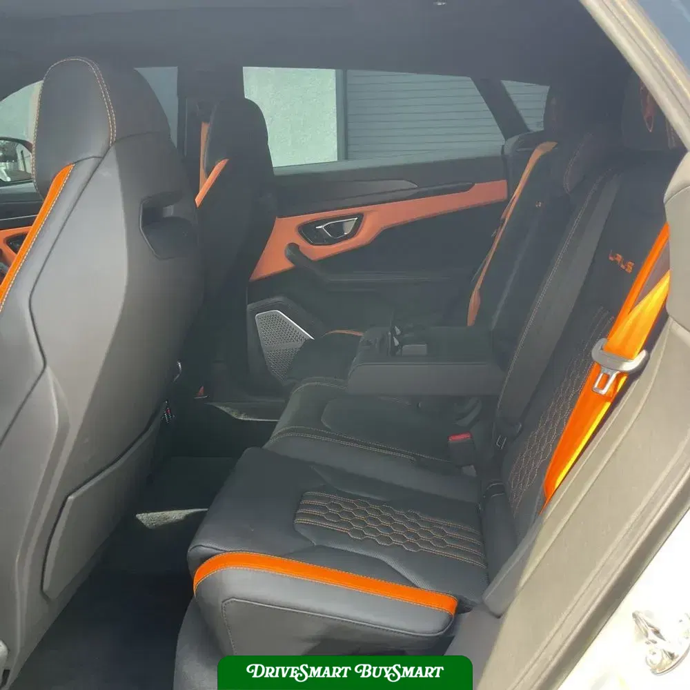 2023 Lamborghini Urus S