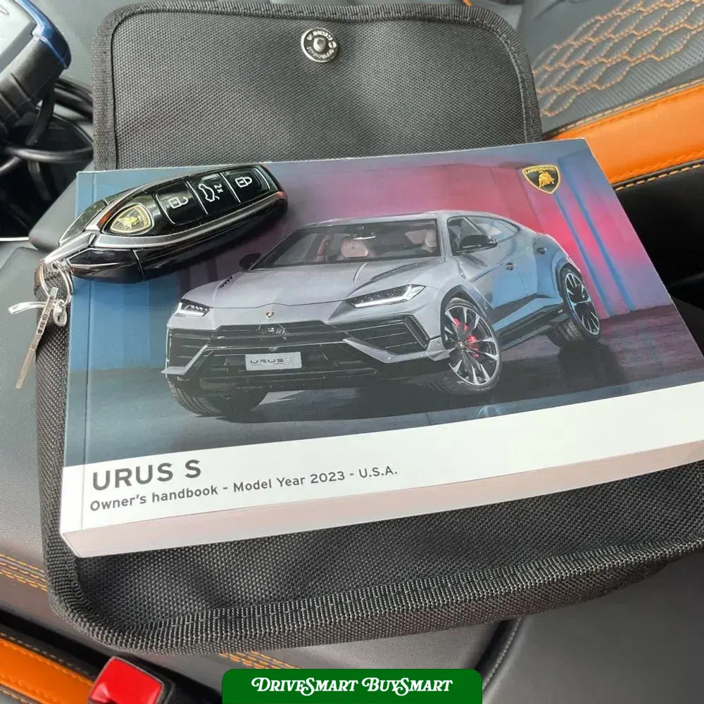 2023 Lamborghini Urus S