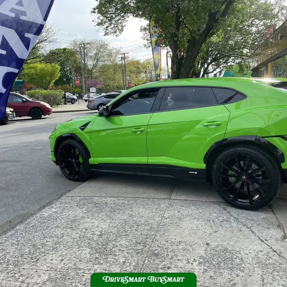 2024 Lamborghini Urus S