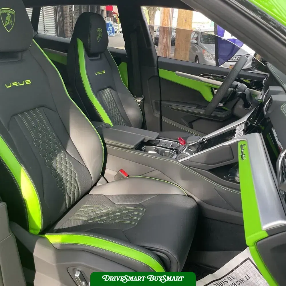 2024 Lamborghini Urus S