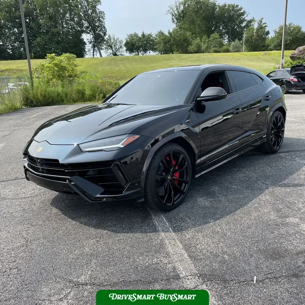 2023 Lamborghini Urus S