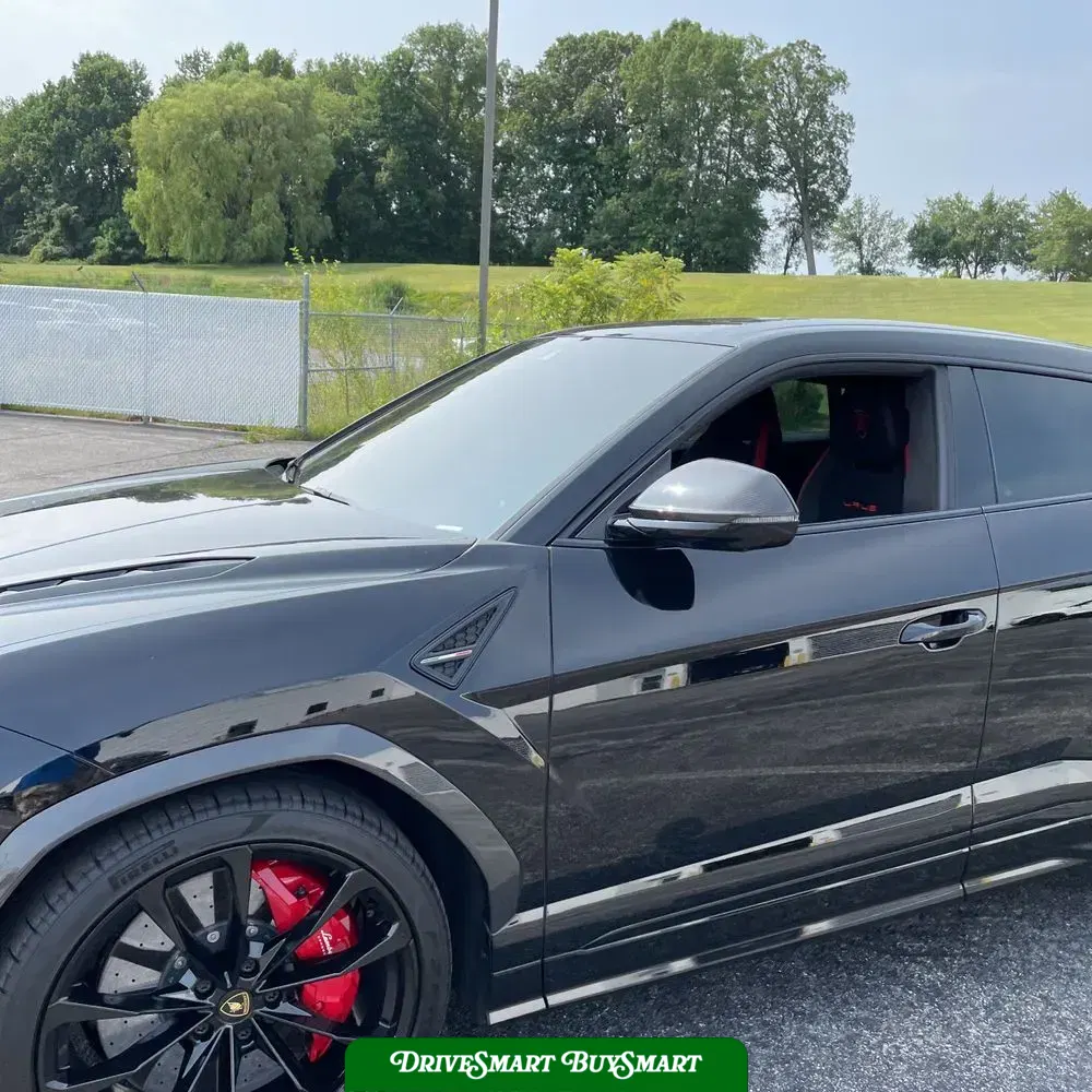 2023 Lamborghini Urus S