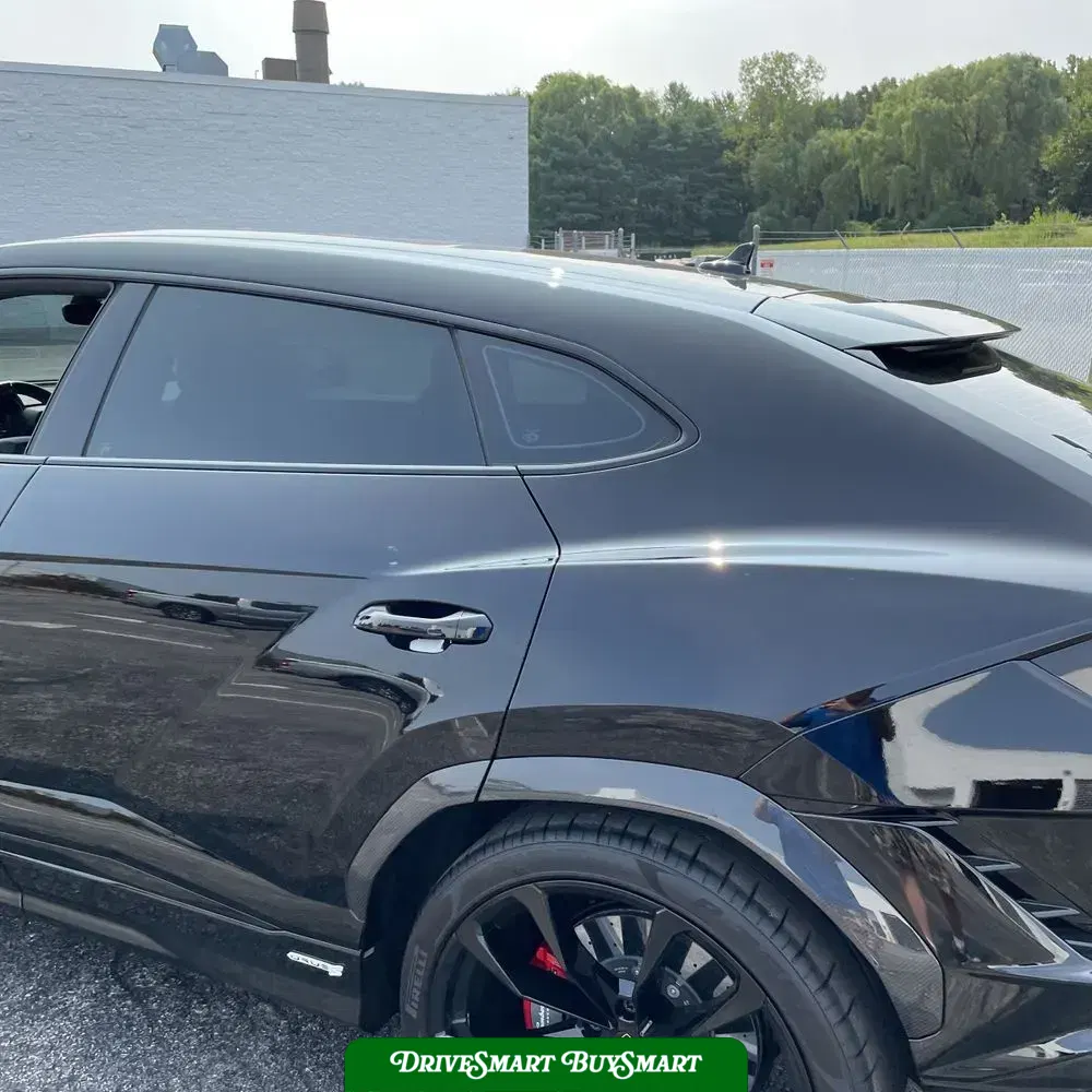 2023 Lamborghini Urus S