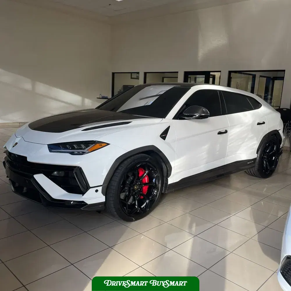 2023 Lamborghini Urus Base