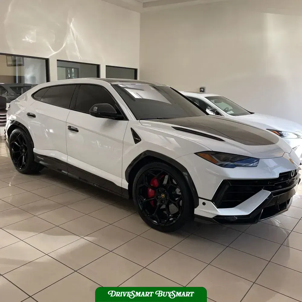 2023 Lamborghini Urus Base