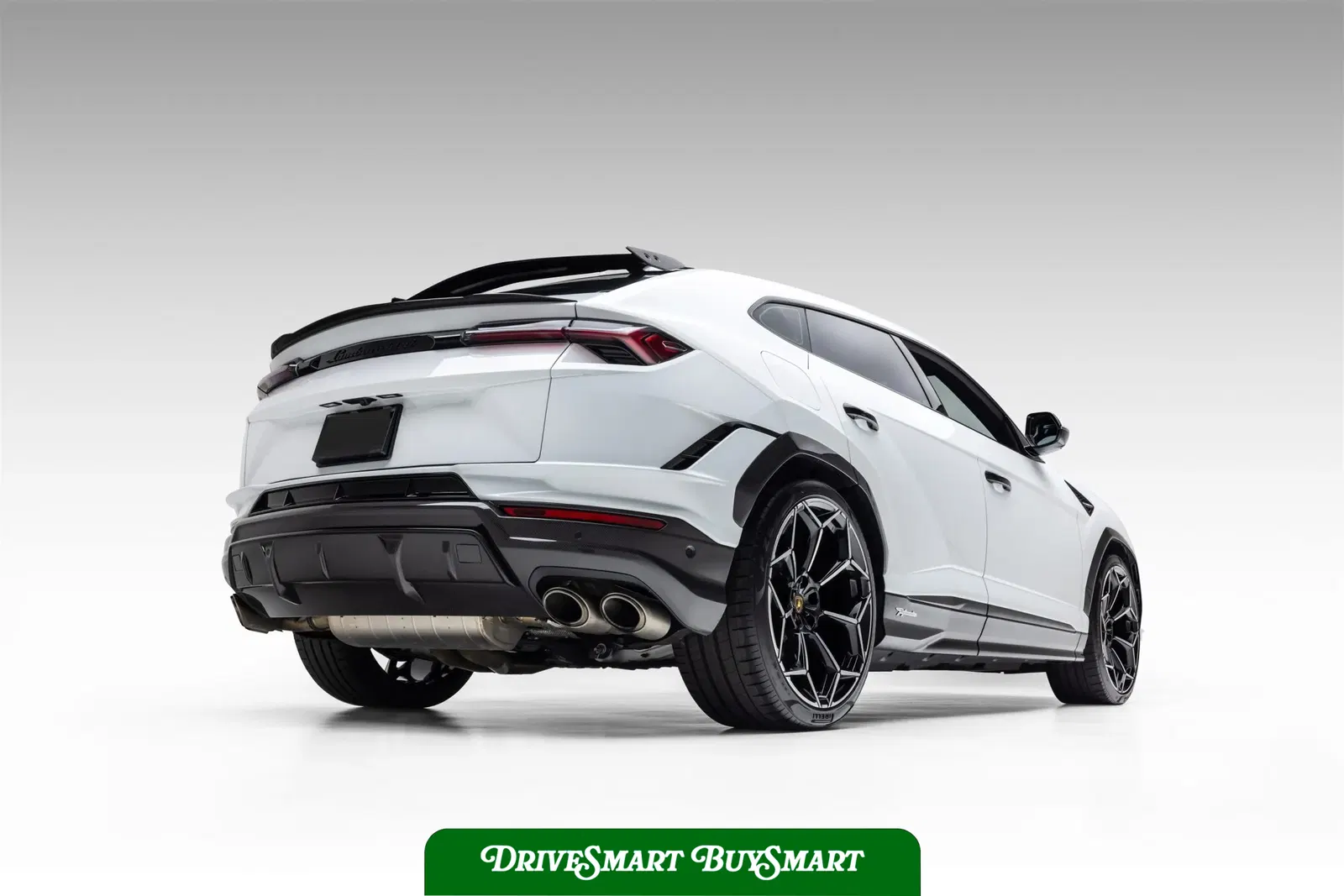 2024 Lamborghini Urus Performante