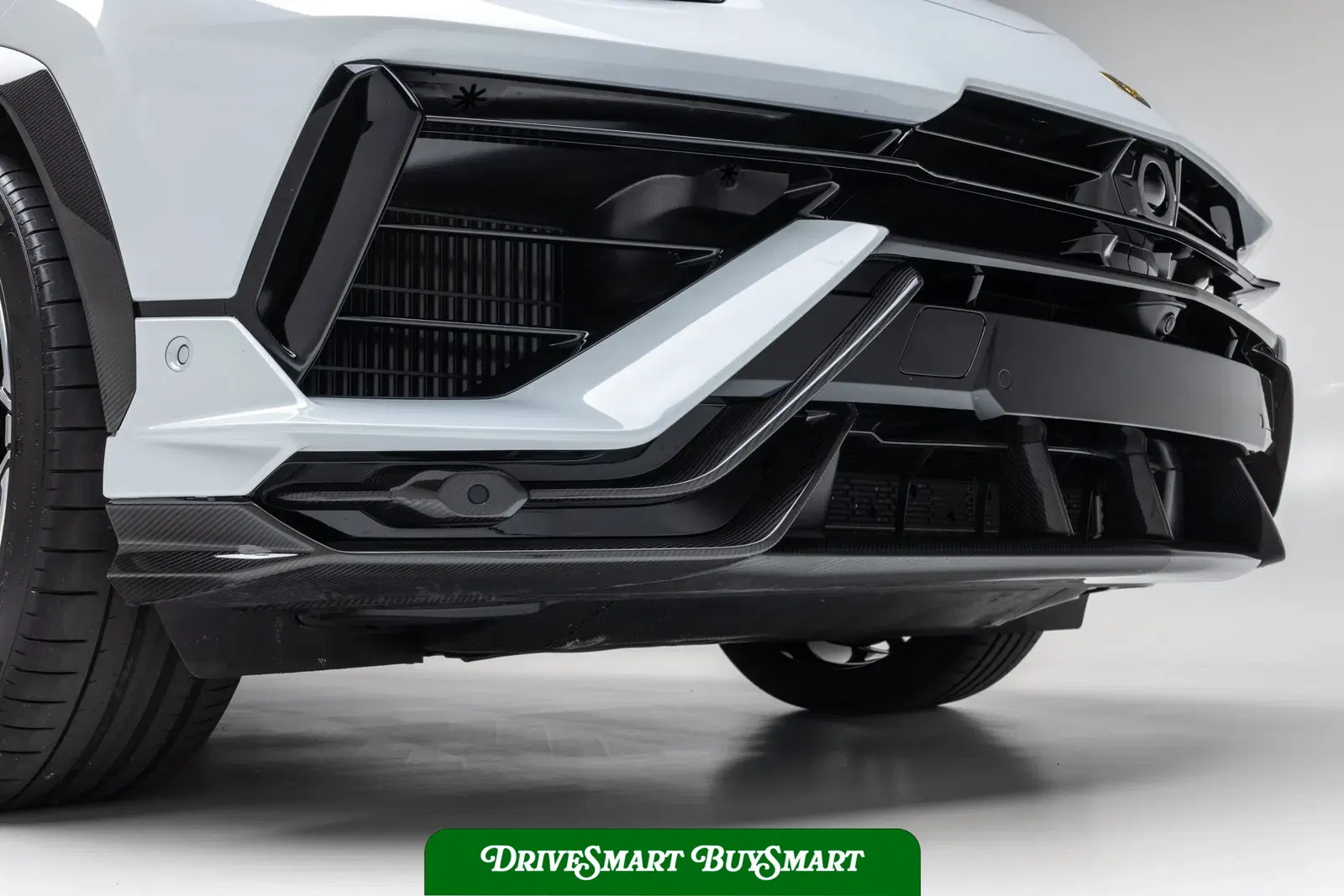 2024 Lamborghini Urus Performante