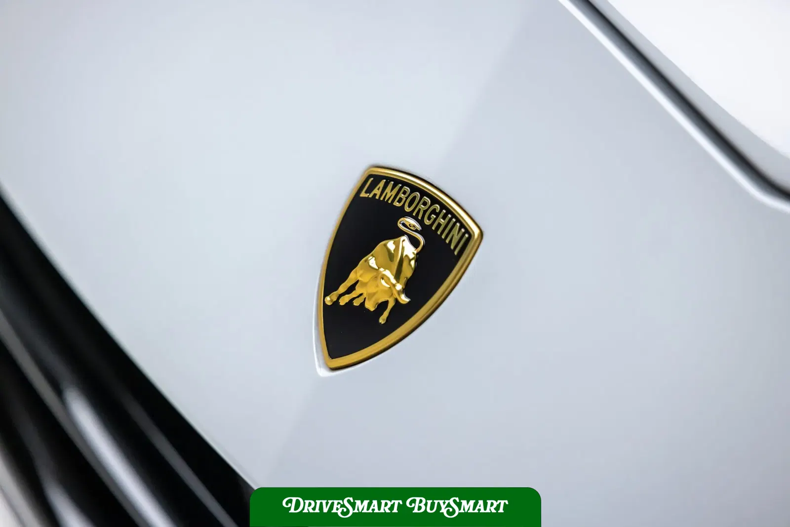 2024 Lamborghini Urus Performante